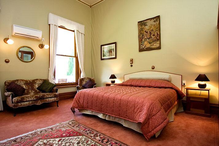 Ugbrooke Country Estate Hotel Lower Dashwood Eksteriør billede