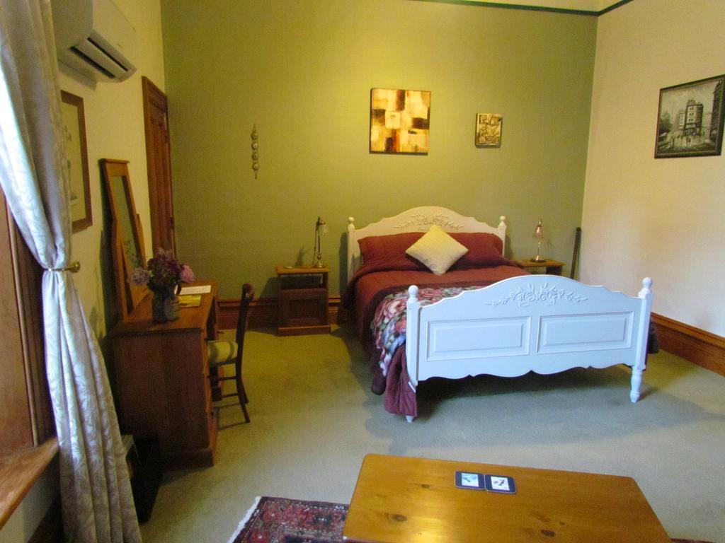 Ugbrooke Country Estate Hotel Lower Dashwood Eksteriør billede